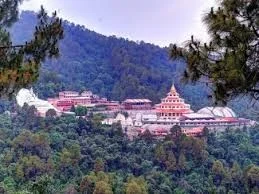 Kathgodam, Kathgodam to Nainital Distance, kathgodam weather, kathgodam to kainchidham, kathgodam railway station, kathgodam places to visit, places to visit in kathgodam, nainital, bhimtal, kainchidham, almora,