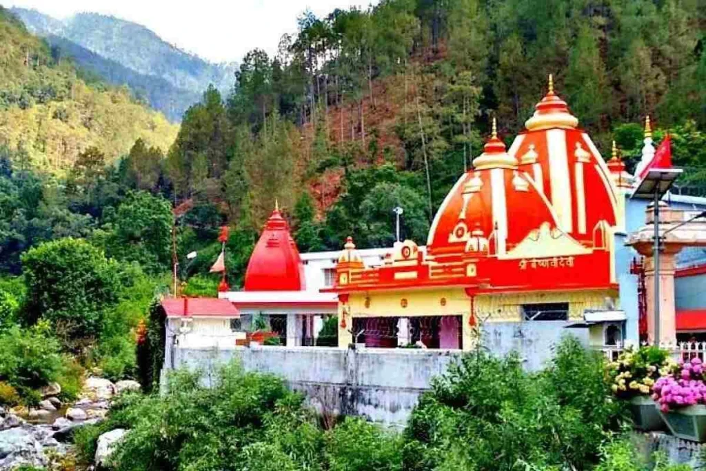 Kathgodam, Kathgodam to Nainital Distance, kathgodam weather, kathgodam to kainchidham, kathgodam railway station, kathgodam places to visit, places to visit in kathgodam, nainital, bhimtal, kainchidham, almora, 
